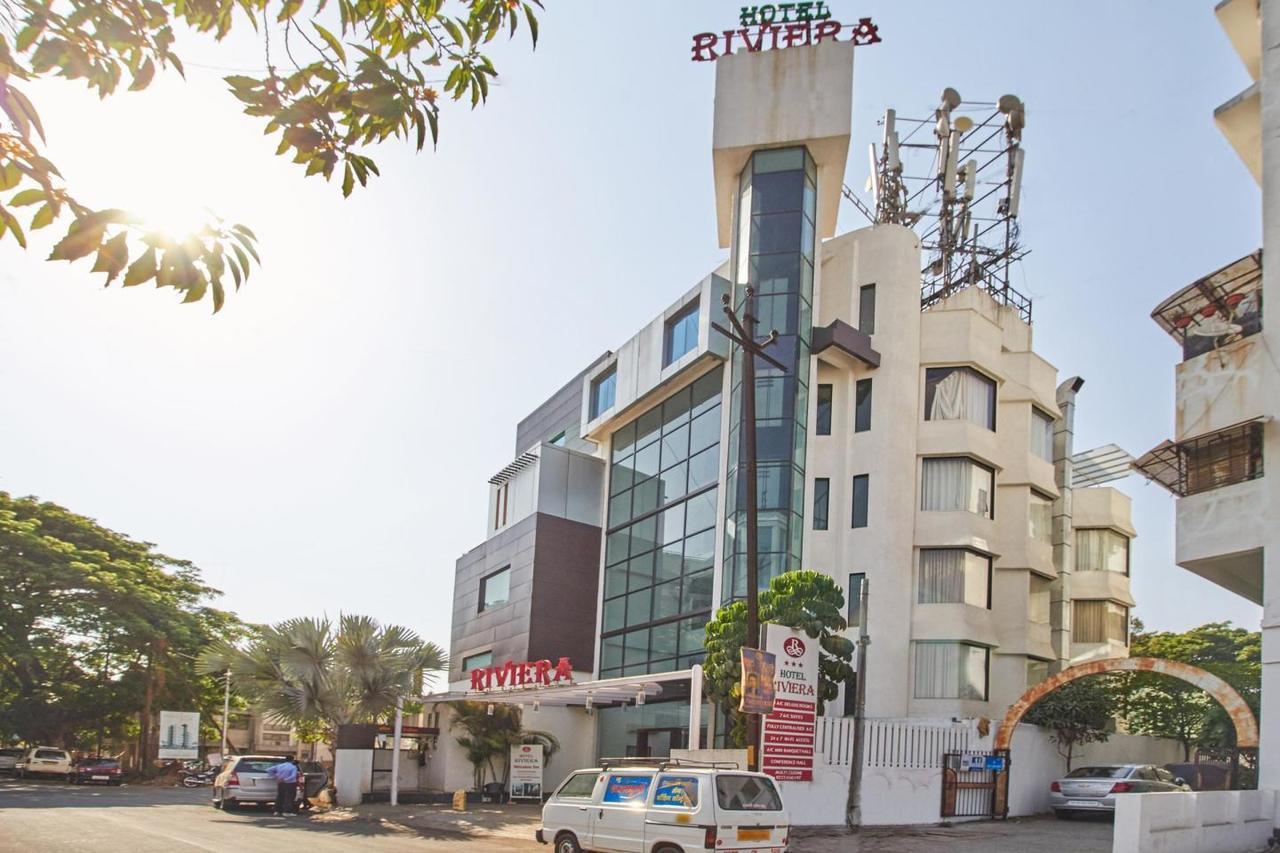 Oyo 10672 Hotel Riviera Nashik Eksteriør billede